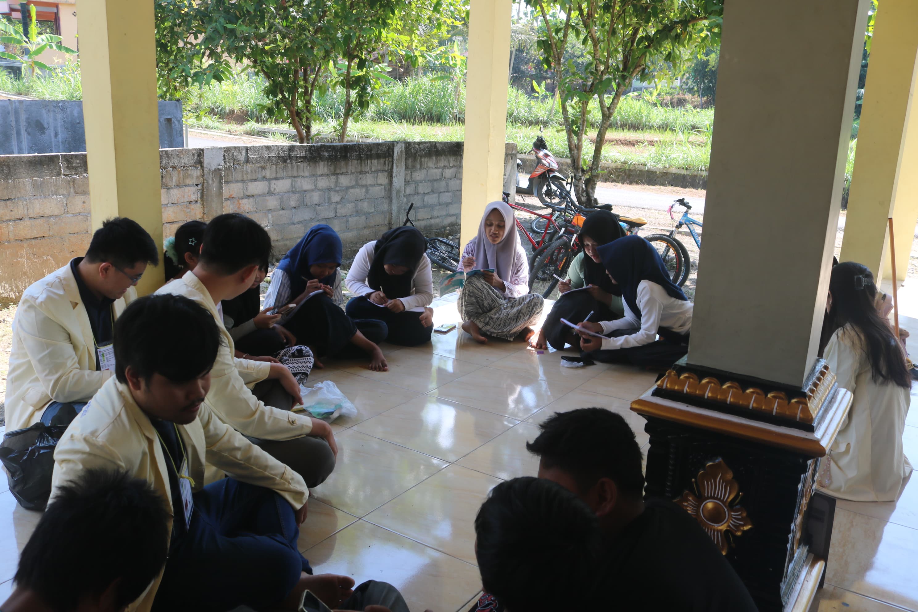 Dokumentasi edukasi pemanfaatan AI 4