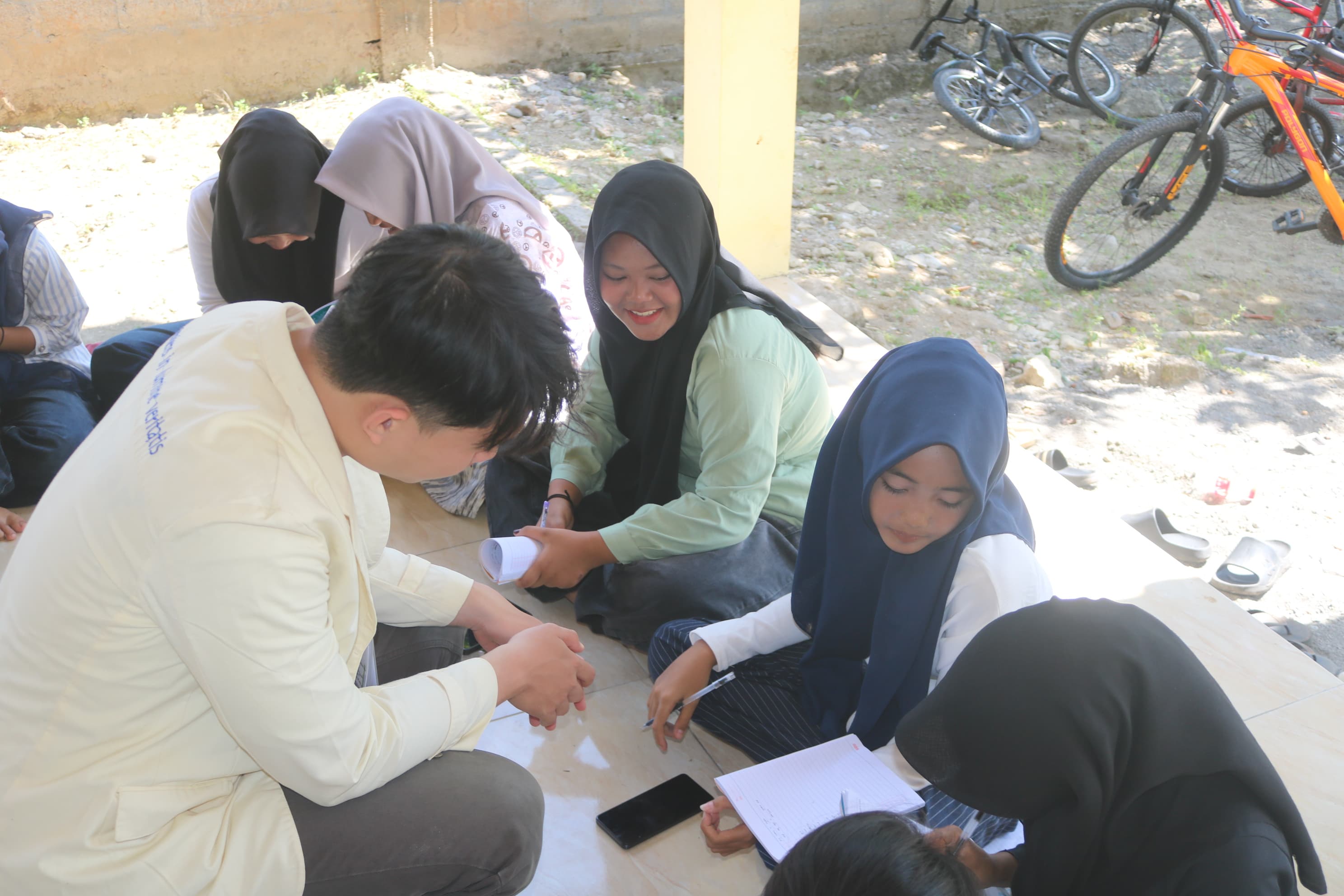 Edukasi Pemanfaatan AI Secara Bijak